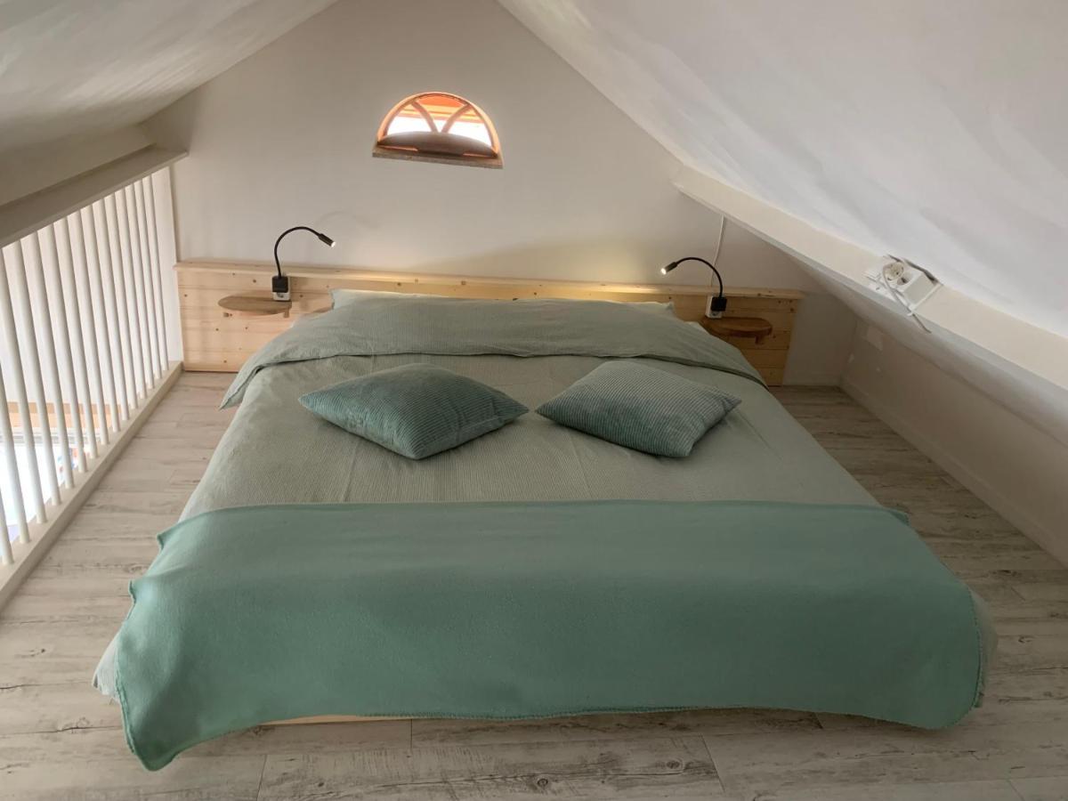 B&B Achterom Thorn Εξωτερικό φωτογραφία